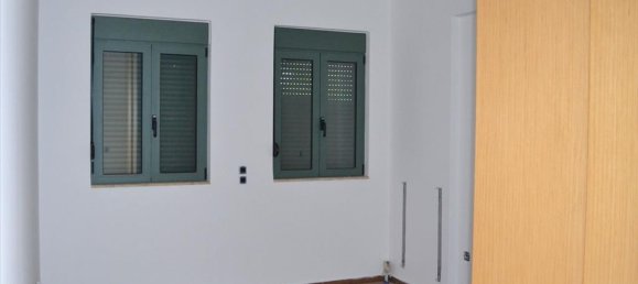 3 Schlafzimmer Property in Acharnes, Greece, Nr. 7140 13