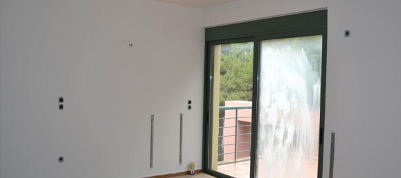 3 Schlafzimmer Property in Acharnes, Greece, Nr. 7140 10