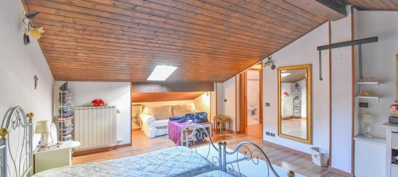 6 bedrooms House in Montorfano, Italy No. 361936 14