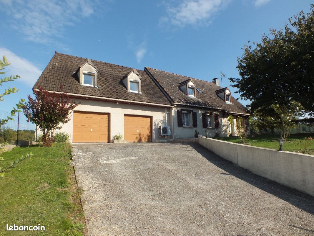 Casa de 5 dormitorios en Chateau-Thierry, France No. 256679