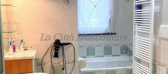 2 غرف نوم شقة في Novara, Italy رقم 336226 13