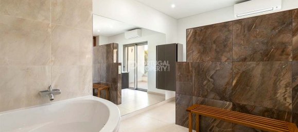 Villa de 5 dormitorios en Alvor, Portugal No. 186954 14