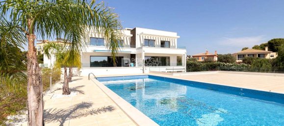 Villa de 5 dormitorios en Alvor, Portugal No. 186954 22