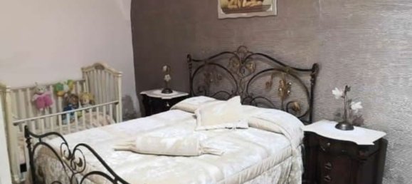 Apartamento de 3 divisões em Adrano, Italy N.º 115600 9