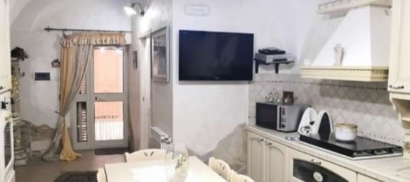 Apartamento de 3 divisões em Adrano, Italy N.º 115600 3