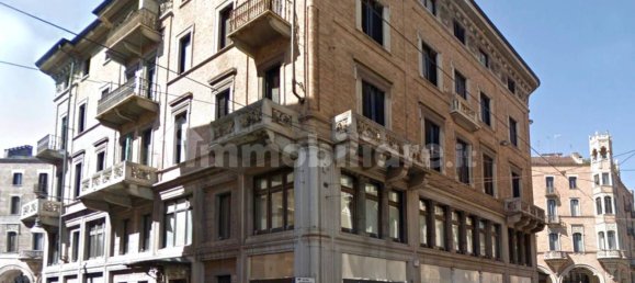 Apartamento de 2 dormitorios en Turin, Italy No. 53585 7