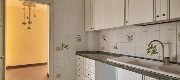 3 bedrooms Penthouse in Rome, Italy No. 71054 22