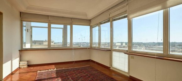 3 bedrooms Penthouse in Rome, Italy No. 71054 10