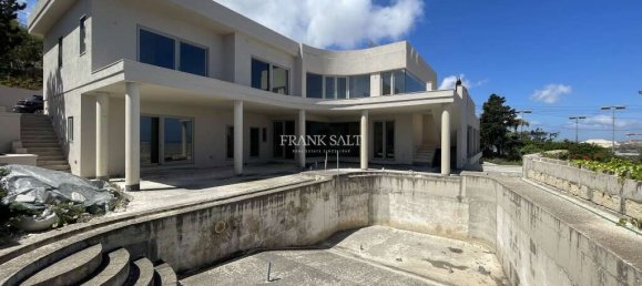 6 bedrooms Villa in Swieqi, Malta No. 264 9