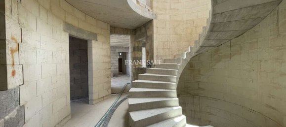 6 bedrooms Villa in Swieqi, Malta No. 264 15