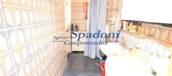 5 rooms Apartment in Monsummano Terme, Italy No. 79253 10