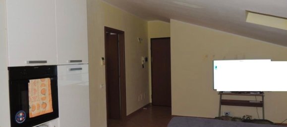 3غرفة شقة في Chignolo Po, Italy رقم 158175 4