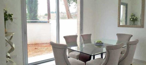 3 Schlafzimmer Haus in Pyrgos, Cyprus, Nr. 6707 5