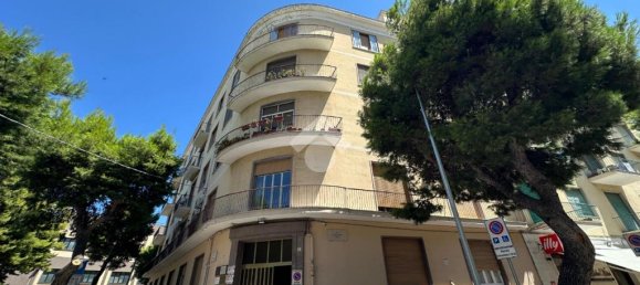 Квартира с 3 спальнями в Фоджа, Италия № 272050 24