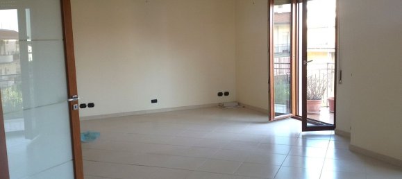 4 bedrooms Apartment in Casagiove, Italy No. 347305 3