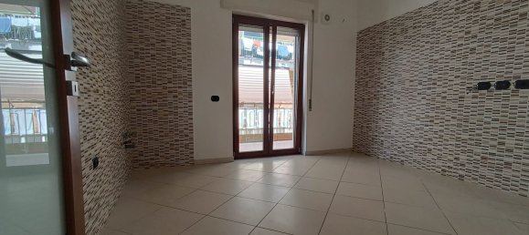 4 bedrooms Apartment in Casagiove, Italy No. 347305 5