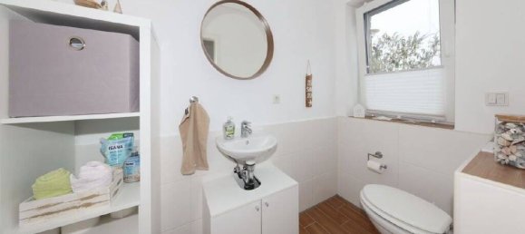 Adosado de 4 habitaciónes en Friesland, Germany No. 141300 10