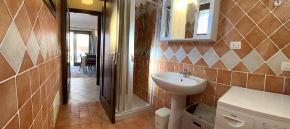 Квартира с 2 комнатами в Бадези, Италия № 150961 18