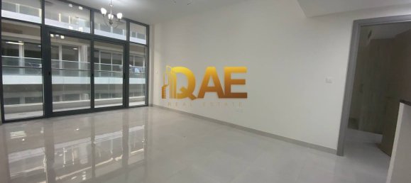 3716.1m² Building in Dubai, UAE No. 6035 16