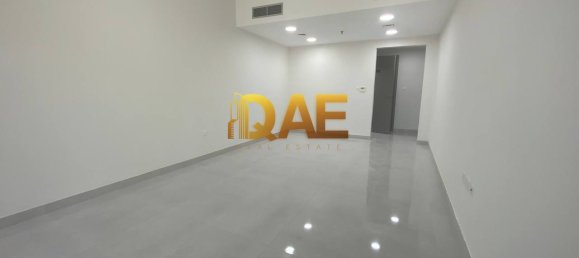 3716.1m² Building in Dubai, UAE No. 6035 2