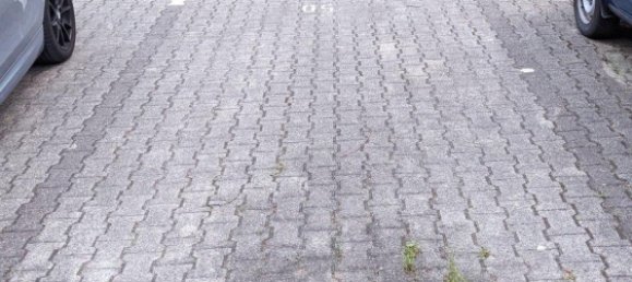 Parkplatz in Rosenheim, Germany, Nr. 261631 4