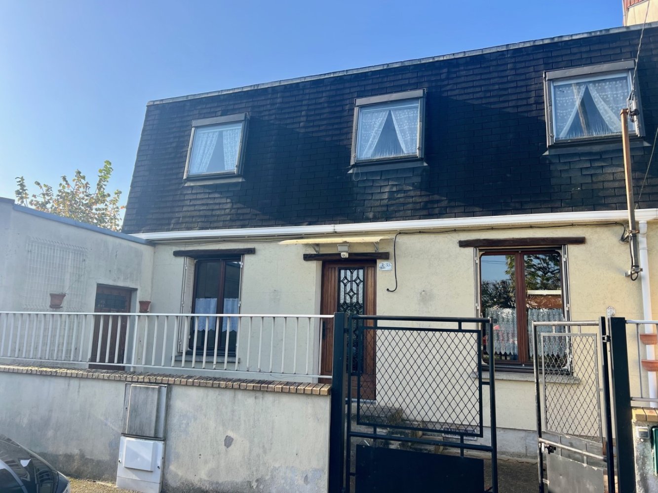 3 bedrooms Villa in Savigny-sur-Orge, France No. 172361