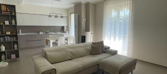 3 bedrooms Apartment in Podenzano, Italy No. 357357 4
