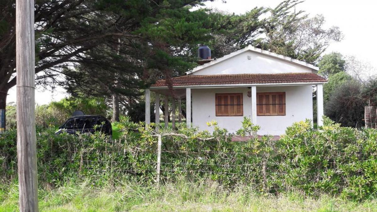 2 bedrooms House in Mar del Plata, Argentina No. 88795