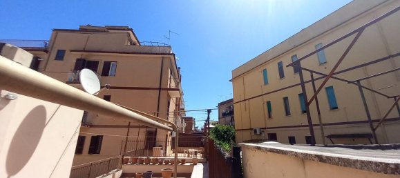 4 rooms House in Rome, Italy No. 170314 37