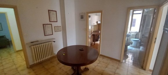 4 rooms House in Rome, Italy No. 170314 4