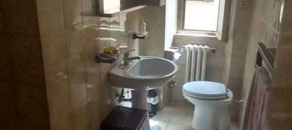 4 rooms House in Rome, Italy No. 170314 19