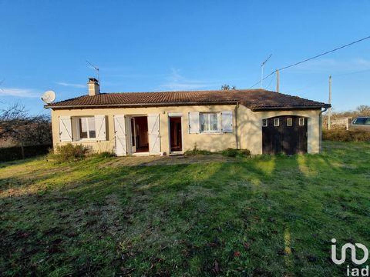 2 bedrooms House in Ayron, France No. 28964