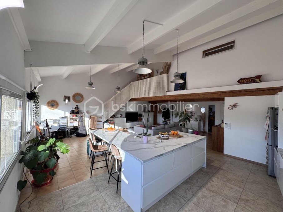 Dúplex de 3 dormitorios en Frontignan, France No. 323104