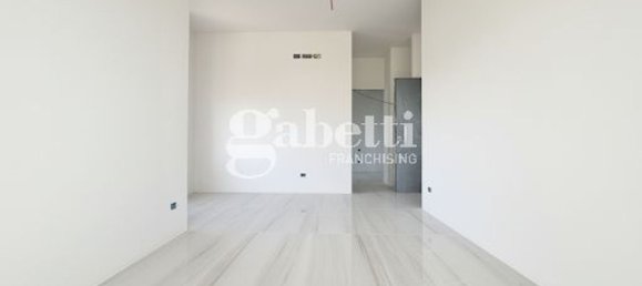 3 bedrooms Apartment in Florence, Italy No. 338090 5
