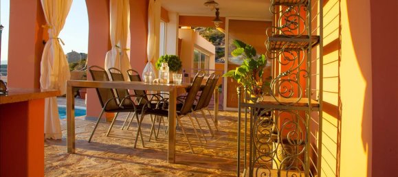 4 Schlafzimmer Villa in Saronida, Greece, Nr. 4777 23