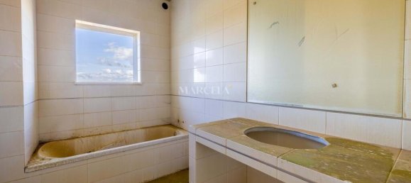 3 bedrooms Villa in Budens, Portugal No. 118615 13