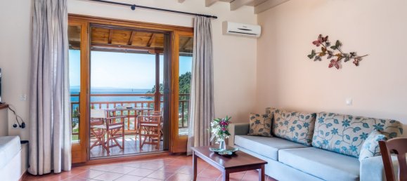 10 bedrooms Villa in Naxos and Lesser Cyclades, Greece No. 9043 6