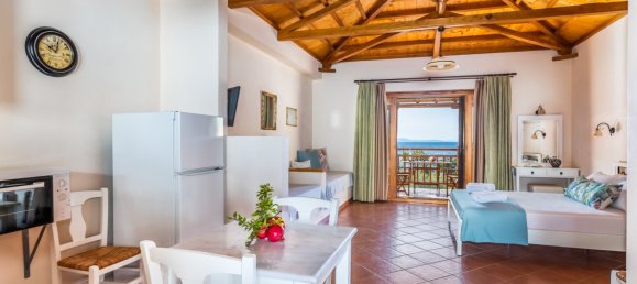 10 bedrooms Villa in Naxos and Lesser Cyclades, Greece No. 9043 27