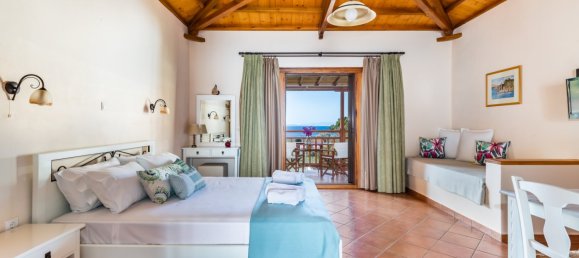 10 bedrooms Villa in Naxos and Lesser Cyclades, Greece No. 9043 19