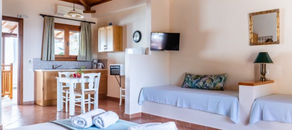 10 bedrooms Villa in Naxos and Lesser Cyclades, Greece No. 9043 29