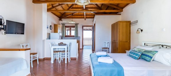 10 bedrooms Villa in Naxos and Lesser Cyclades, Greece No. 9043 22