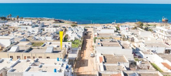 2-salle Appartement à Ugento, Italy No. 117031 2