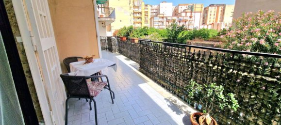 3 bedrooms Apartment in Torre Annunziata, Italy No. 9659 12