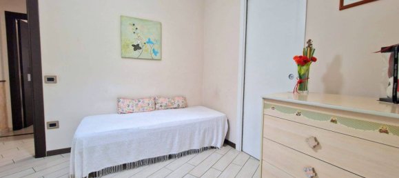3 bedrooms Apartment in Torre Annunziata, Italy No. 9659 26