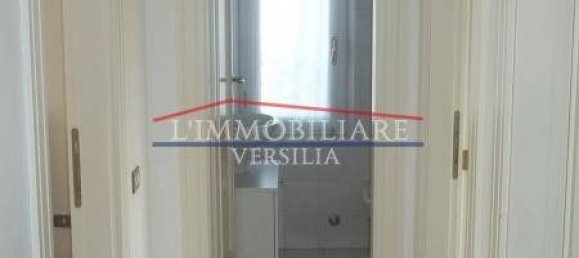 2 bedrooms House in Massa, Italy No. 215077 17