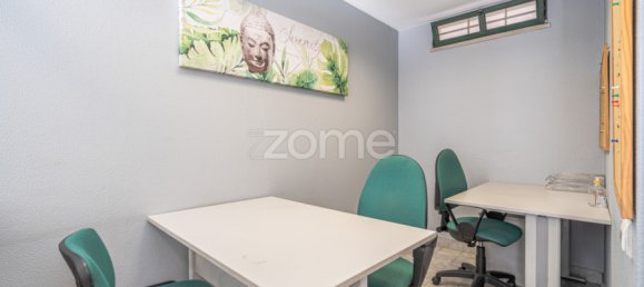 288m² Commercial property in Funchal, Portugal No. 84138 8