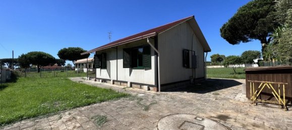 Casa de 3 habitaciónes en Nettuno, Italy No. 9662 4