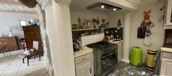 Casa de 4 dormitorios en Barjac, France No. 299699 3