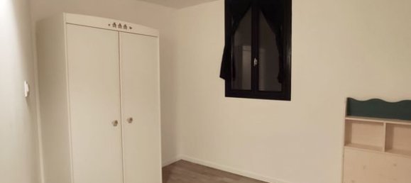 Casa de 3 divisões em Saint-Nazaire, France N.º 95940 8