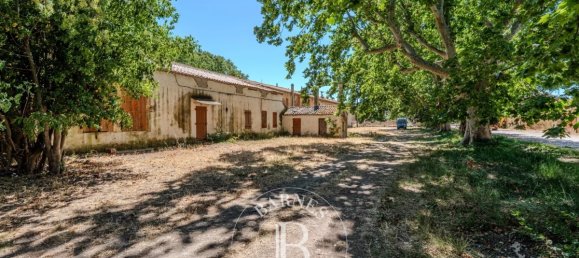 20 rooms Commercial property in Salon-de-Provence, France No. 285587 6